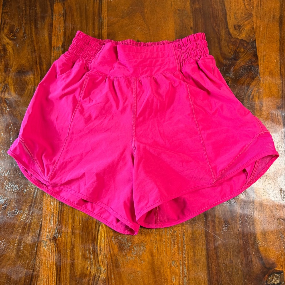 Lululemon Hotty Hot High-Rise Lined Shorts 2.5 Pink Size 2